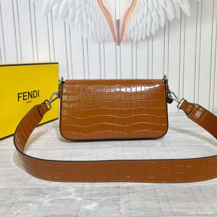Affordable Medium Crocodile Brown Baguette Fendi Bag Leather Tiffany In 0712